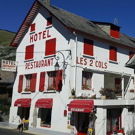 Hotel Les Deux Cols Sainte-Marie-de-Campan Exteriör bild