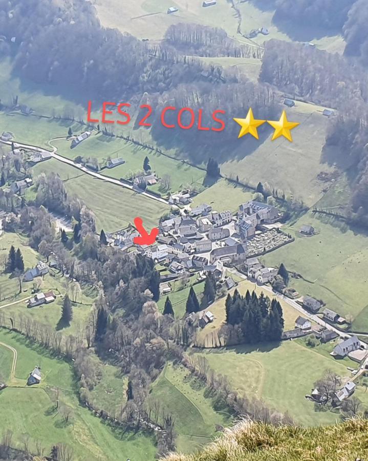 Hotel Les Deux Cols Sainte-Marie-de-Campan Exteriör bild
